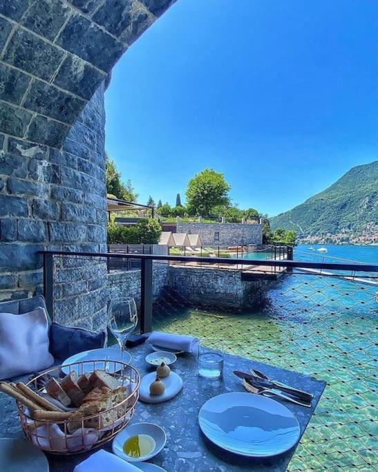 Casa Vacanze Da Ivan โกโม ภายนอก รูปภาพ